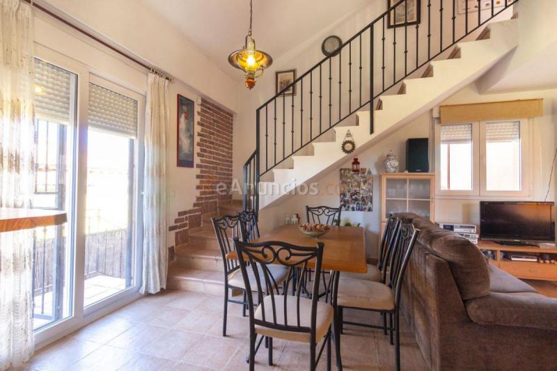 Adosado en venta en Calle Júpiter, Maello