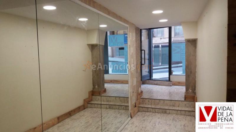 Local Comercial en alquiler en Calle Ruamayor, Centro - Ayuntamiento, Santander