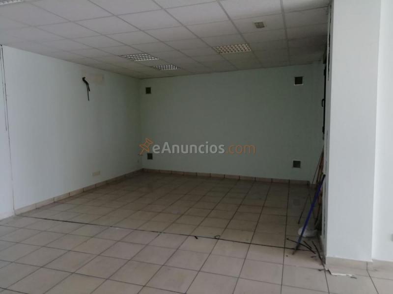 Local Comercial en venta en Avenida Madrid, Collado Mediano