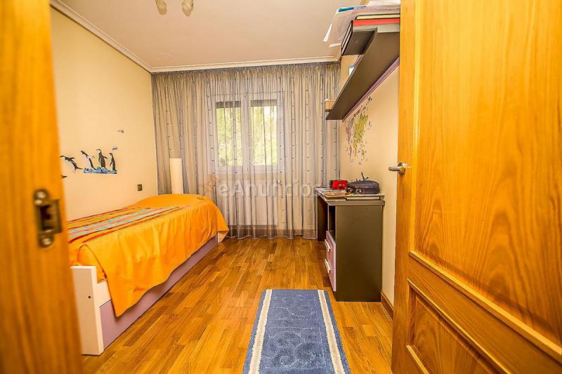 Adosado en venta en  Viana