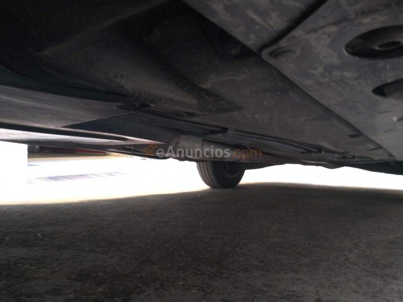 Mercedes BENZ C 200 AZUL MARINO