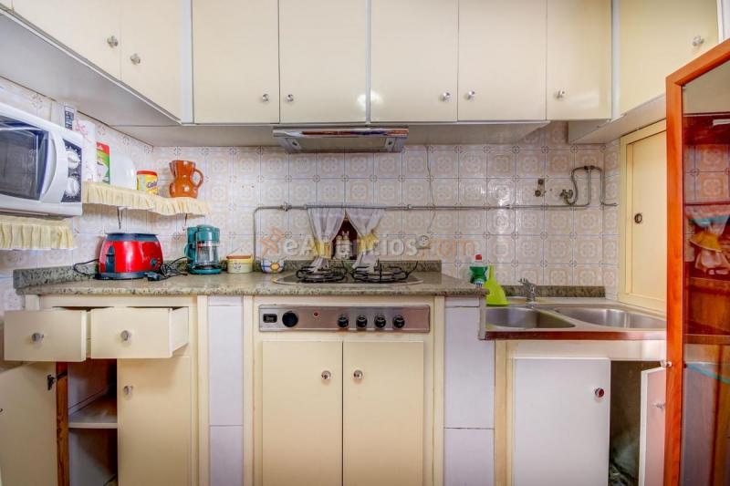 Adosado en venta en  Udias