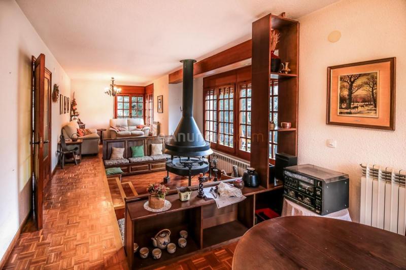 Adosado en venta en  Toses