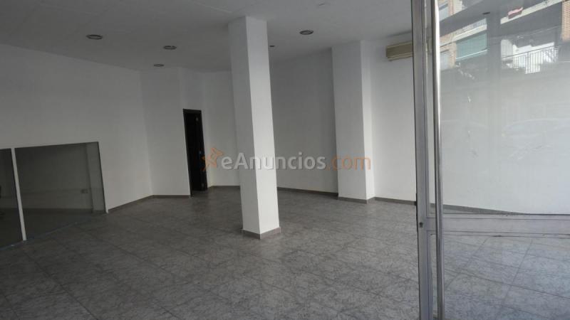 Local Comercial en alquiler en Calle de Lauri Volpi, Godella, L'Eixereta, Burjassot