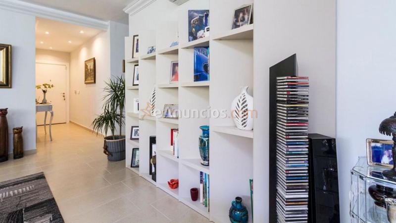 Apartamento en venta en  El Higuerón, Fuengirola
