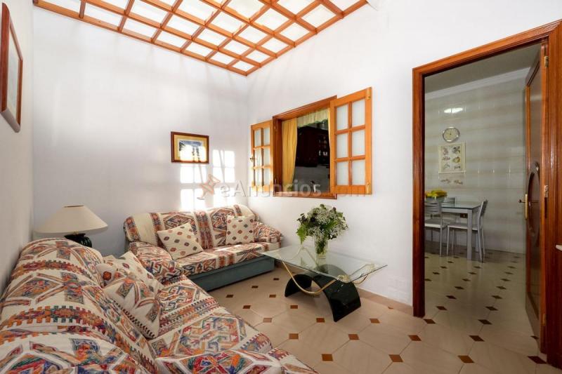 Adosado en venta en  Vecindario centro-San Pedro Mártir, Santa Lucía de Tirajana