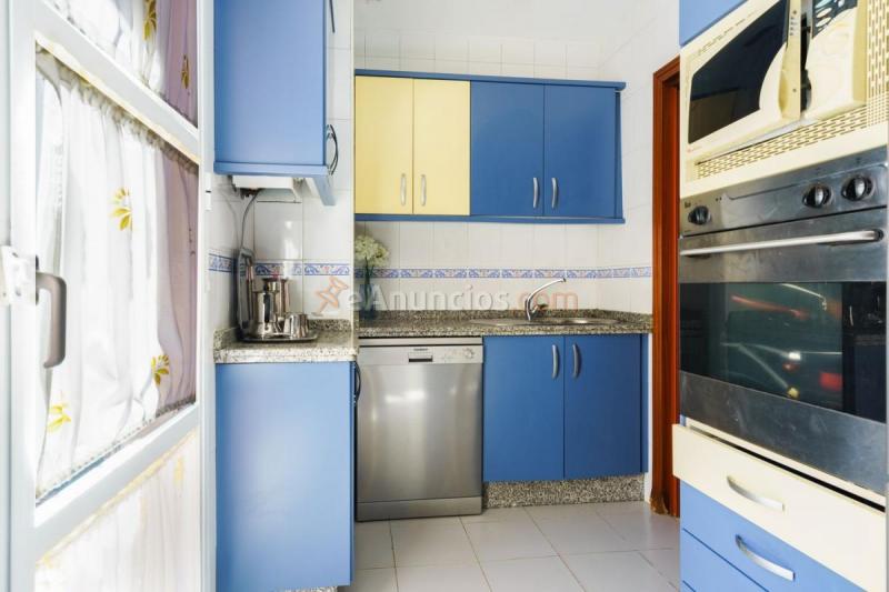 Adosado en venta en  Coria del Río