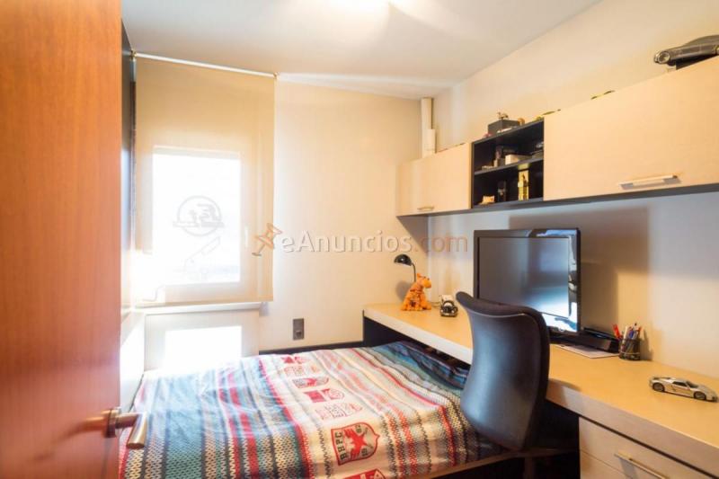 Adosado en venta en  Hostalets de Balenyá