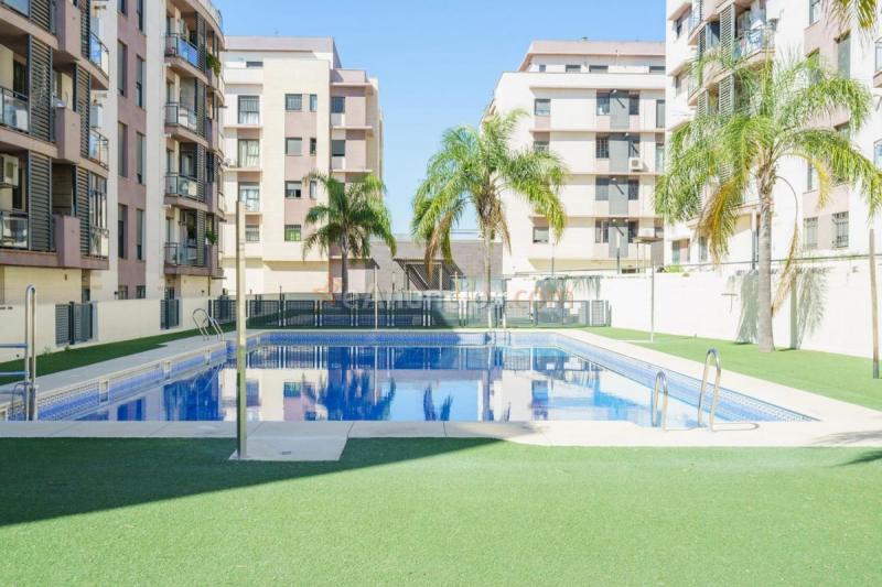 Apartamento en venta en  Casco Antiguo, Mairena del Aljarafe