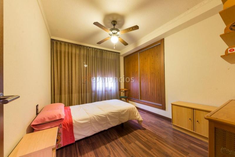 Adosado en venta en  Petrer