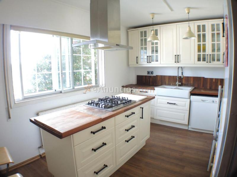 Adosado en venta en  Nós, Oleiros