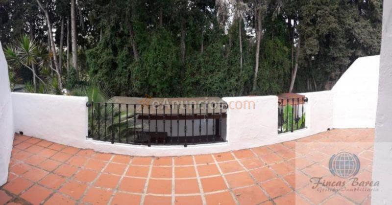 Casa en venta en  Urbanización Los Naranjos de Marbella, Nueva Andalucía, Marbella