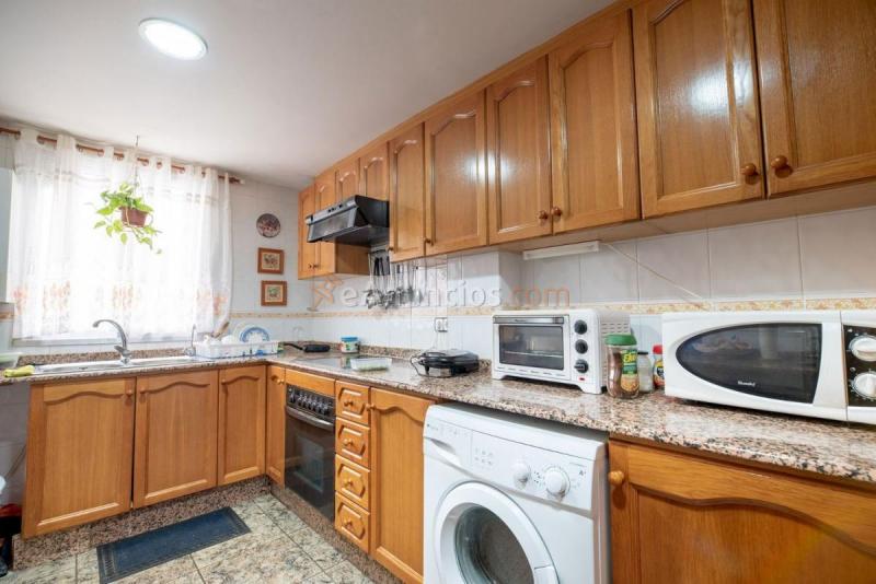 Apartamento en venta en  Núcleo Urbano, La Pobla de Vallbona