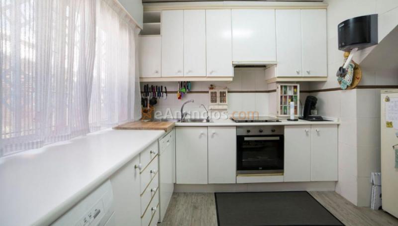 Adosado en venta en  Centro, San Juan de Alicante