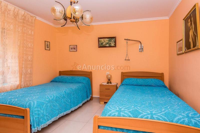 Adosado en venta en  Fresno de la Vega