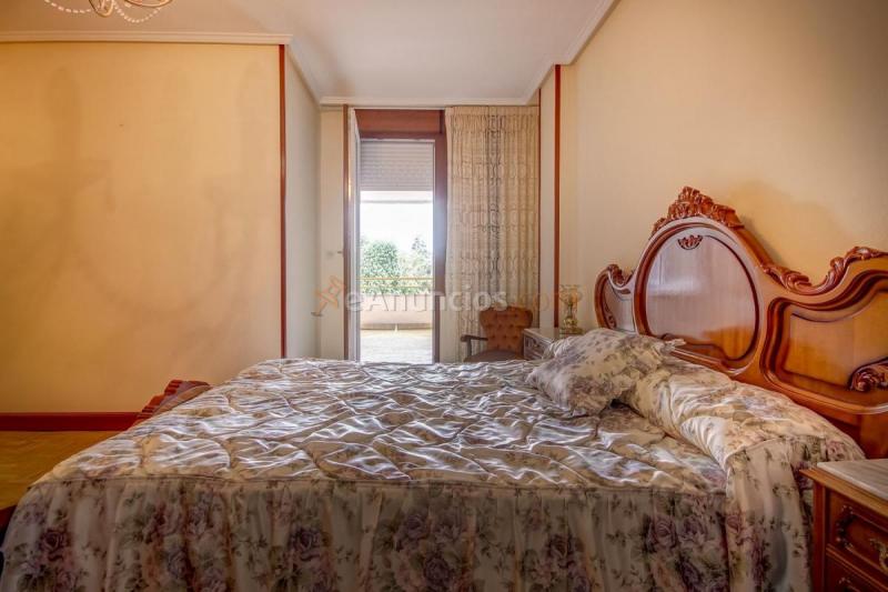 Apartamento en venta en  Santoña