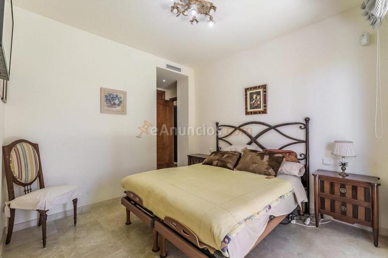 Adosado en venta en  Marbella Pueblo, Marbella
