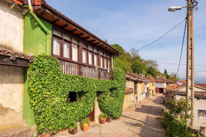 Casa Rural en venta en  Lena