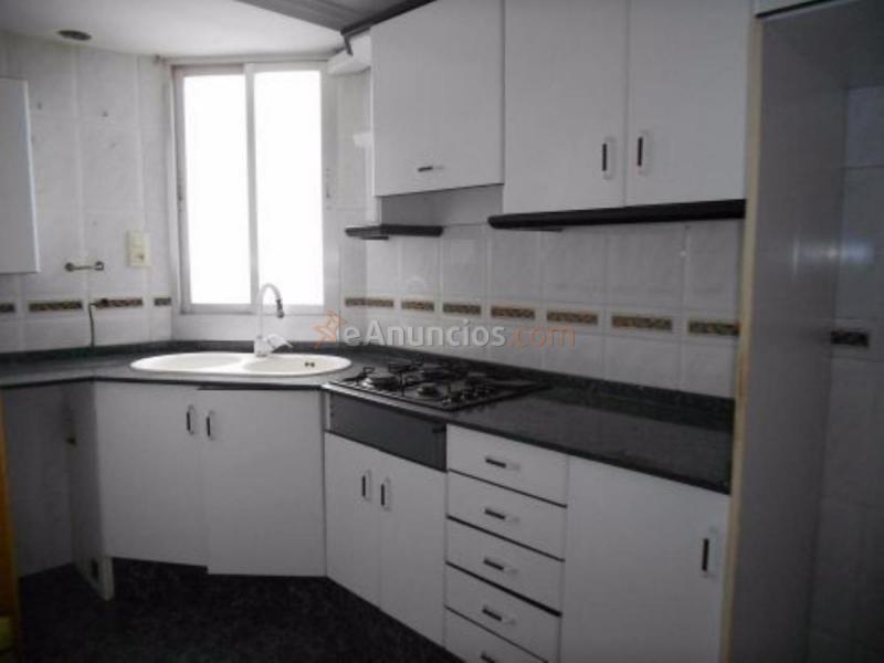 Apartamento en venta en Calle d'ignacio zuloaga, Quatre Carreres, Valncia