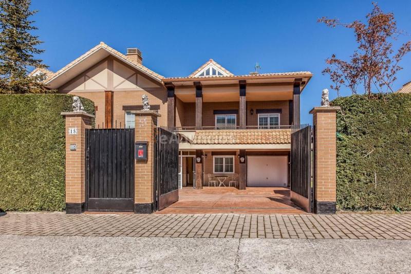 Adosado en venta en  Cizur