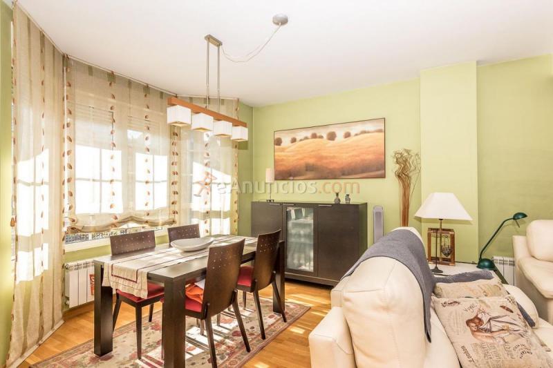 Adosado en venta en  Villaquilambre