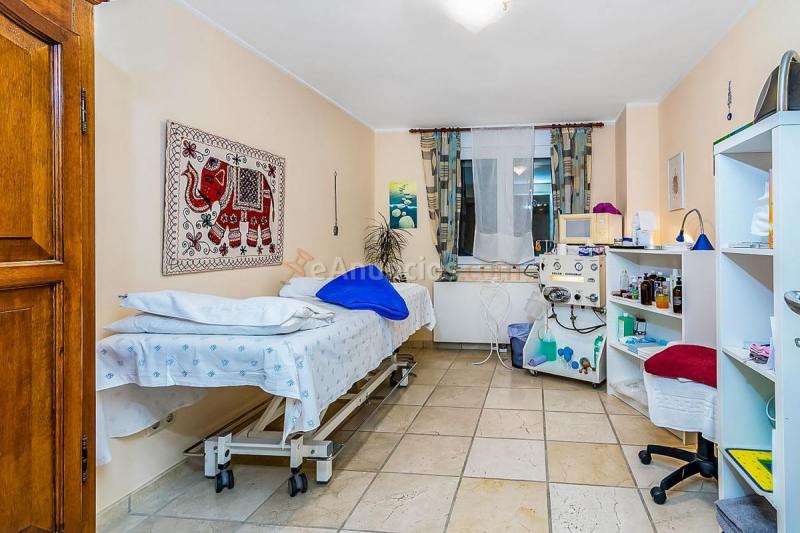 Adosado en venta en  Benajarafe