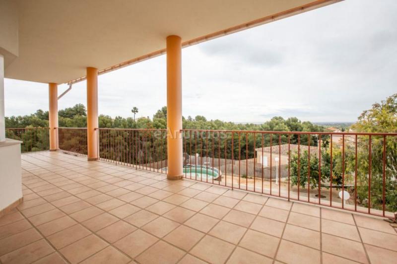 Adosado en venta en  Benifaio