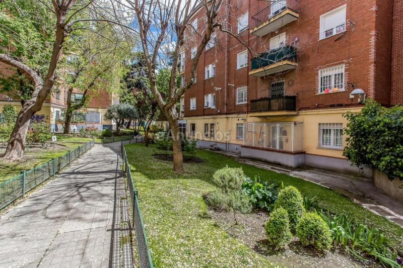 Apartamento en venta en  Latina, Madrid