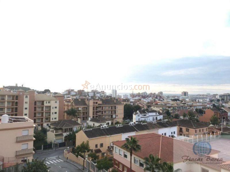 Apartamento en venta en  Los Pacos, Fuengirola