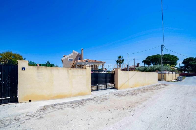 Adosado en venta en  Valle del Sol - Rio Park, Mutxamel