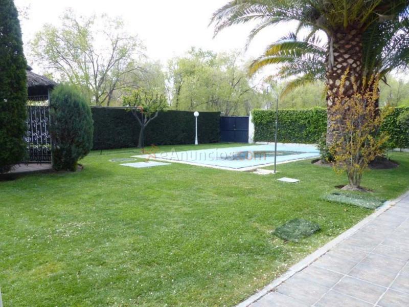 Adosado en venta en  Somosaguas, Pozuelo de Alarcón