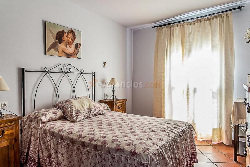 Adosado en venta en  Alájar