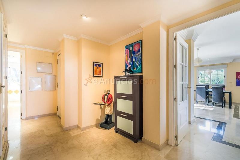 Atico en venta en  Rio Real-Los Monteros, Marbella