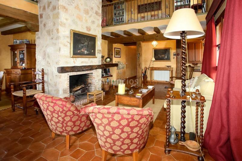 Adosado en venta en  Fresno de Cantespino