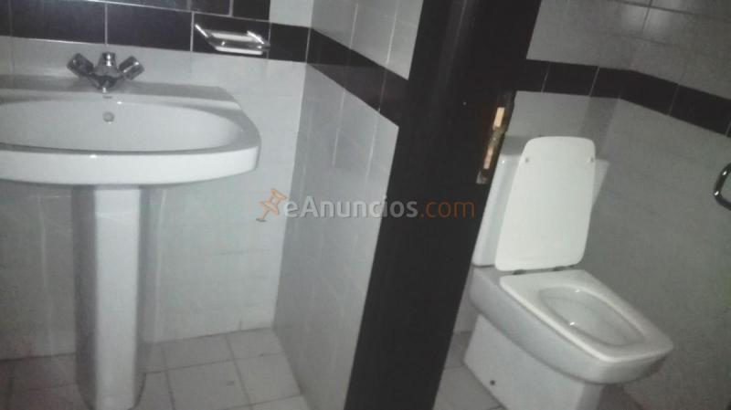 Local Comercial en venta en Calle de Valderribas, Madrid, Retiro, Madrid