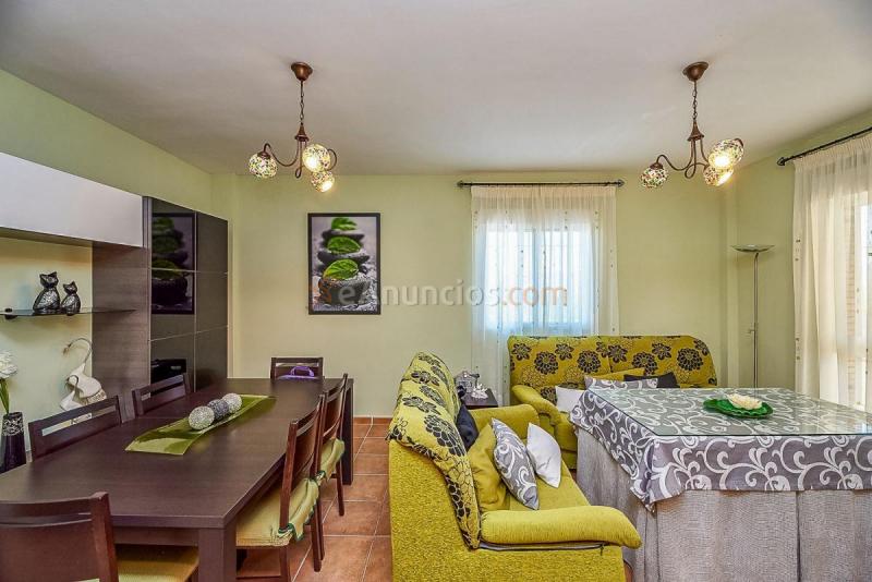 Adosado en venta en  Ventas de Huelma