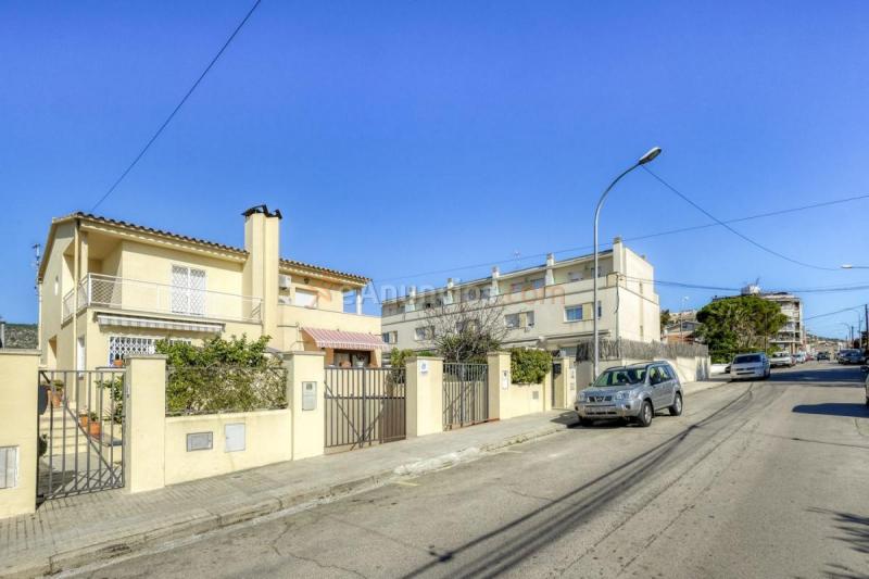 Adosado en venta en  Centro Pueblo, Sant Pere de Ribes