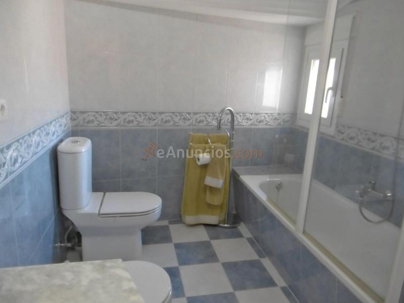 Adosado en venta en  Urbanización Fuente las Palomas, Villalbilla de Burgos