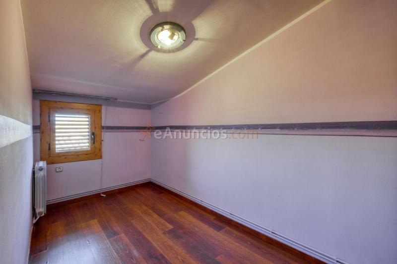 Adosado en venta en  Centre - Casco Antiguo, Sant Boi de Llobregat