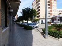 Local Comercial en alquiler en  Núcleo Urbano, La Pobla de Vallbona