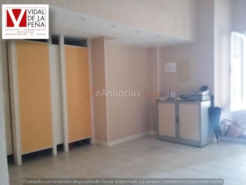 Local Comercial en venta en  Blas Carrera, Los Castros, Santander