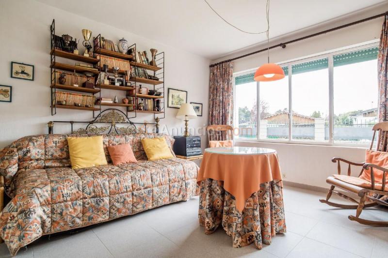 Adosado en venta en  Maello