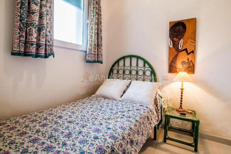 Adosado en venta en  Maello