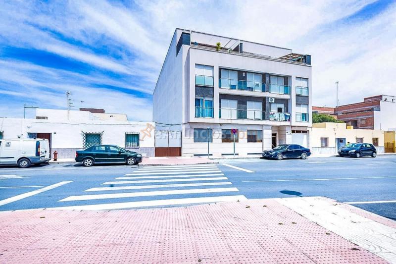 Apartamento en venta en  Roquetas, Roquetas de Mar