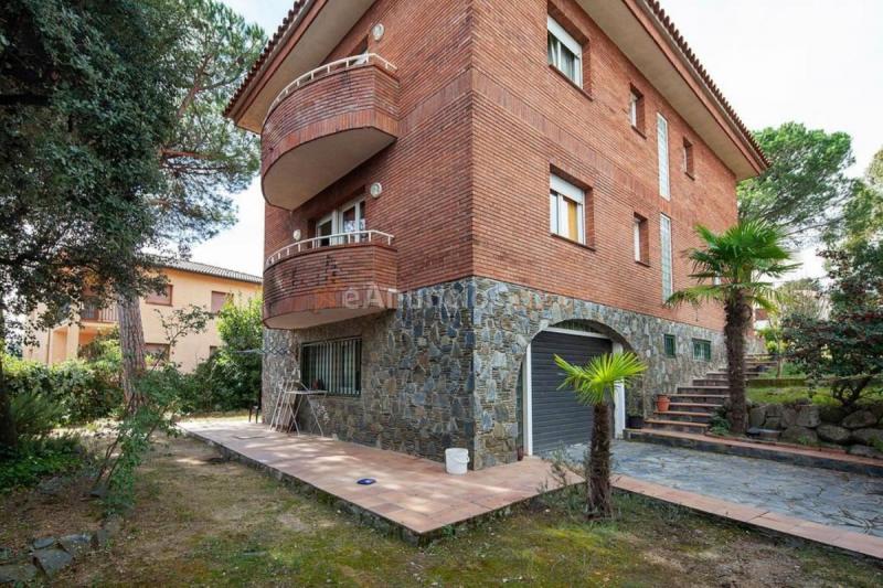 Adosado en venta en  Sant Antoni de Vilamajor