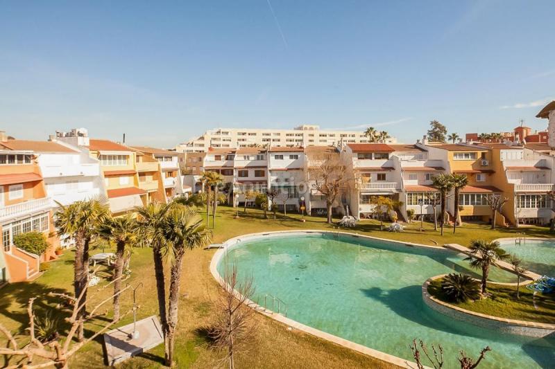 Adosado en venta en  Playa de Farnals