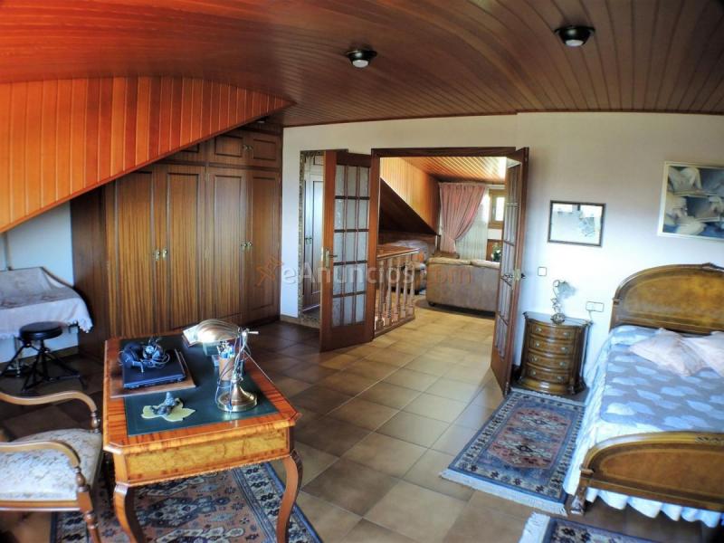 Adosado en venta en  Hamburgo, Elviña - A Zapateira, A Coruña