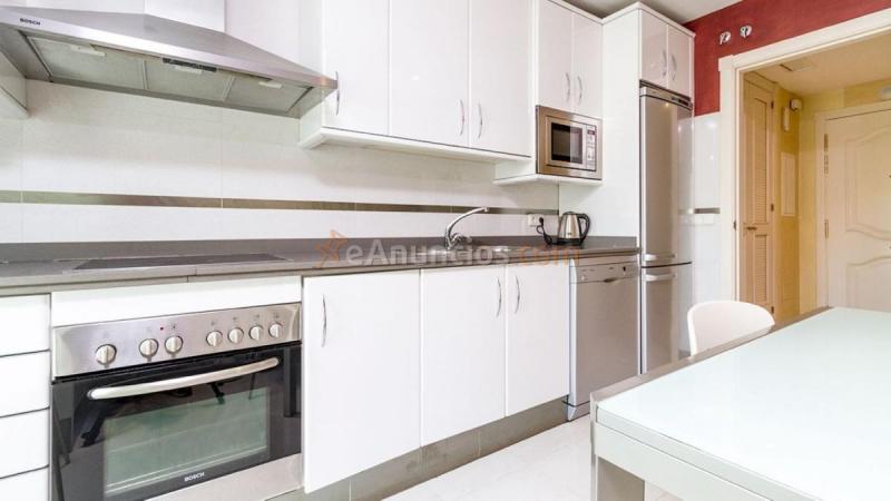 Apartamento en venta en  Nagüeles-Milla de Oro, Marbella