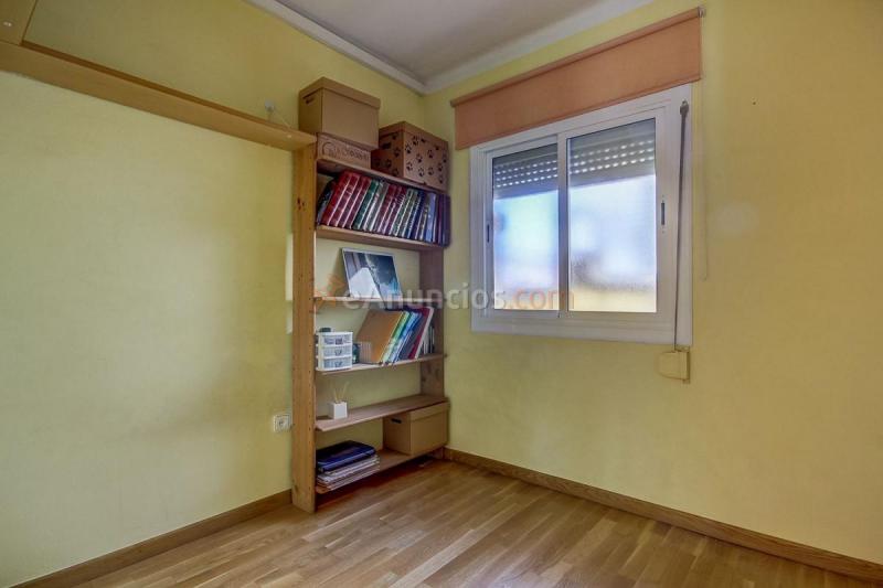 Atico en venta en  Nou Barris, Barcelona