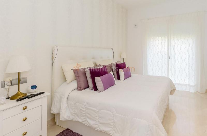 Apartamento en venta en  Los Flamingos, Benahavís